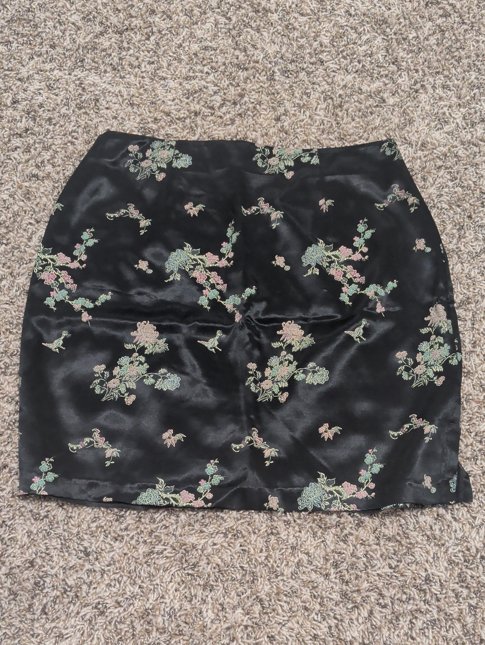 Timing Finesse vintage black floral two piece sleeveless top and mini skirt set - Picture 9 of 16